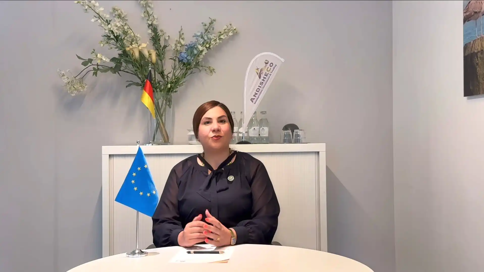 خانم اندیشه آرام بنیاد مدیر عامل شرکت AndisheCo